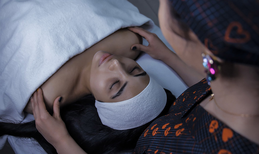 激光去眼圈眼袋，9个去眼袋的小妙招